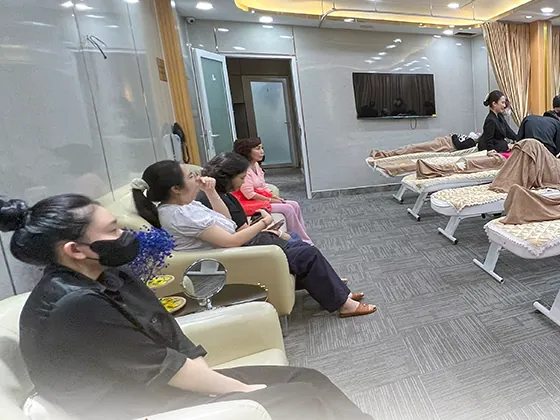 Sảnh chờ & khu vực tư vấn